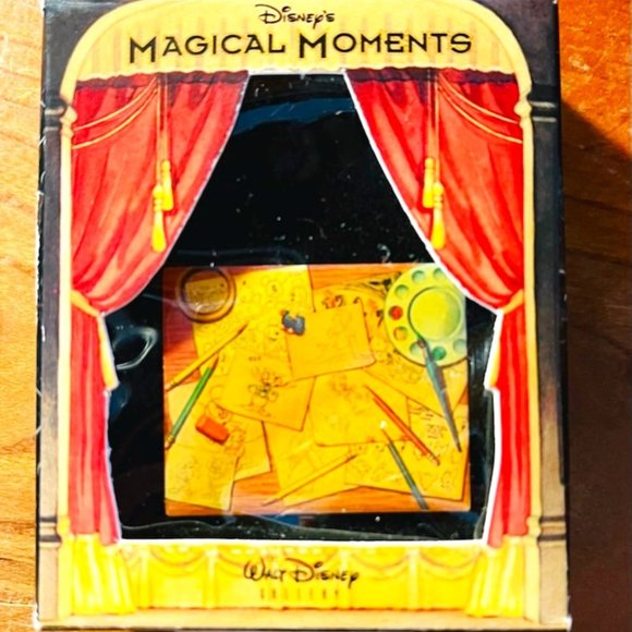 Disney | Art | Disney Magical Moments Behind The Scenes Boxed Pin Of ...